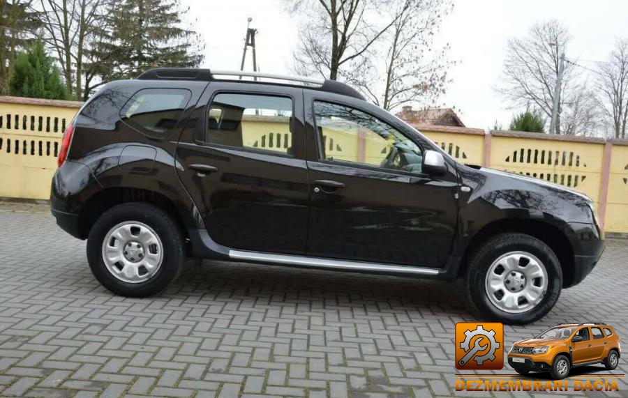 Ansamblu stergatoare dacia duster 2013