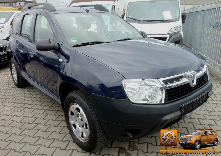 Aripa fata dacia duster 2012