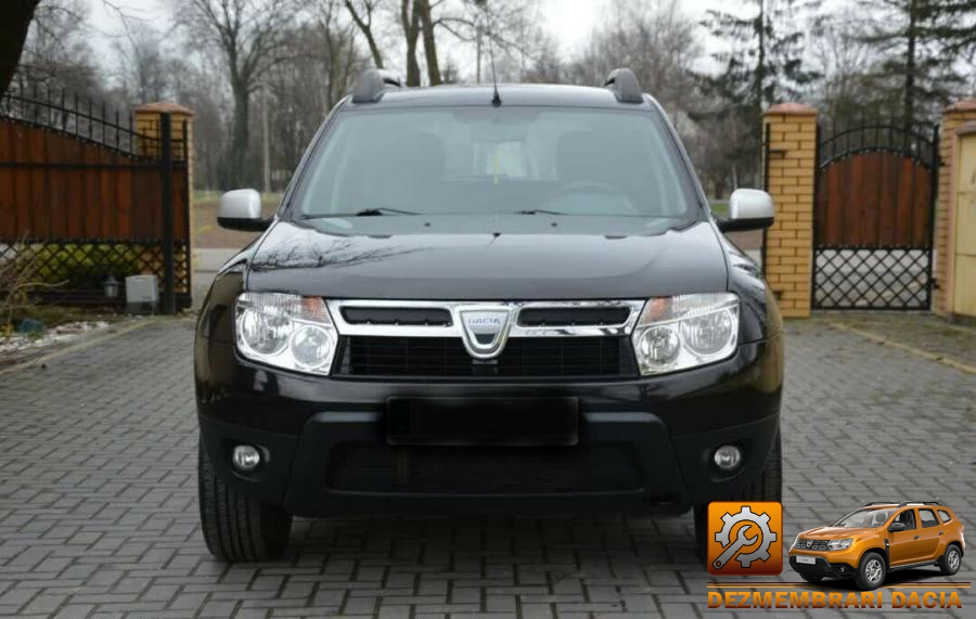 Aripa spate dacia duster 2014