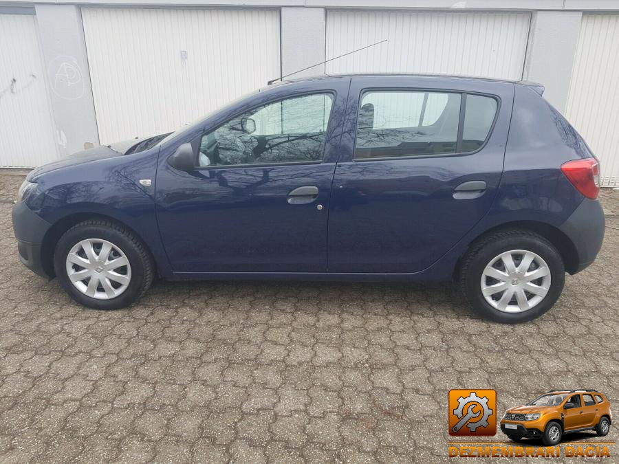 Baie ulei dacia sandero 2017