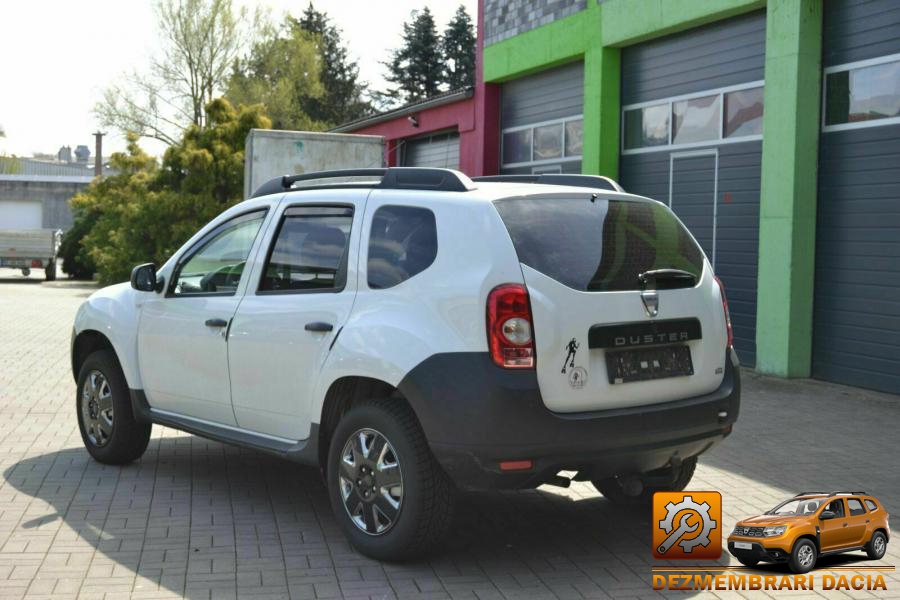 Balamale hayon dacia duster 2013